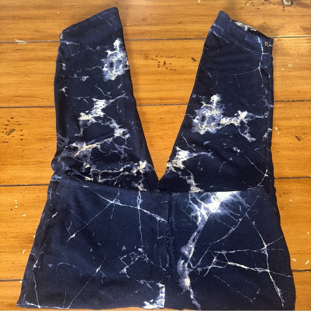 Lysse Midnight Blue  Lightning Patterned Leggings, Asymmetrical hem